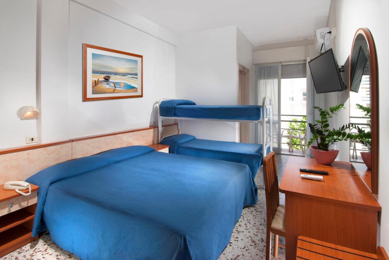Hotel Holiday Sunshine Summer Misano Adriatico Exterior foto